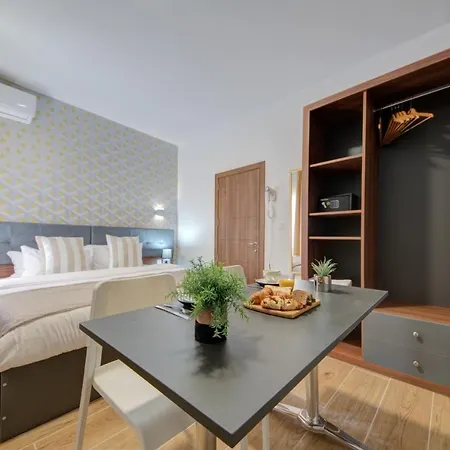 Marina & - Self Catering - By Tritoni Aparthotel Gzira