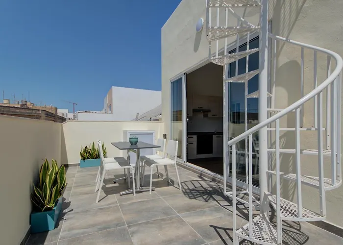 Ξενοδοχείο με διαμερίσματα Marina & - Self Catering - By Tritoni 3*