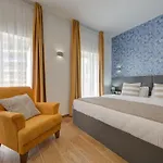 Marina & - Self Catering - By Tritoni