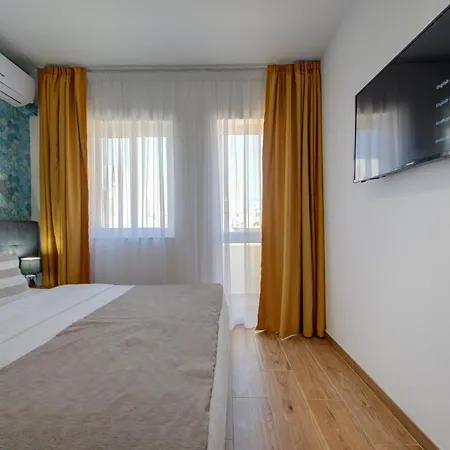 מלון דירות Marina & - Self Catering - By Tritoni 3*