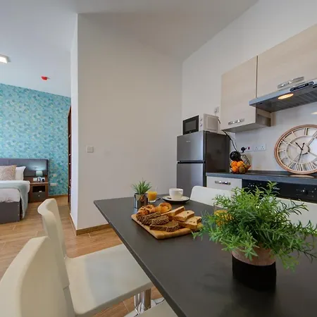 Marina & - Self Catering - By Tritoni Appart hôtel