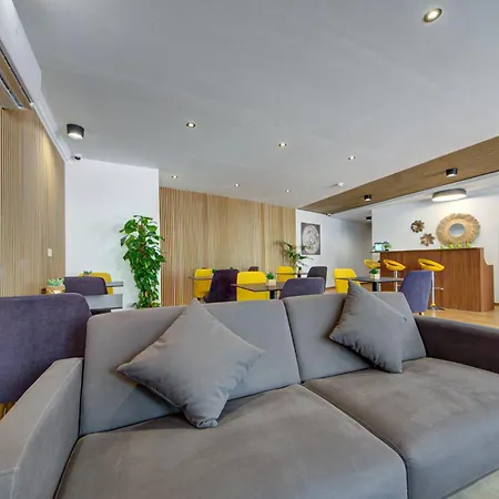 Marina & - Self Catering - By Tritoni * Gzira