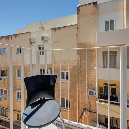 Marina & - Self Catering - By Tritoni * Gzira