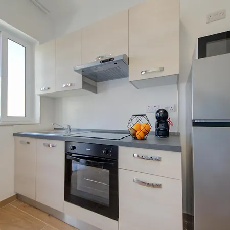 Marina & - Self Catering - By Tritoni Gzira