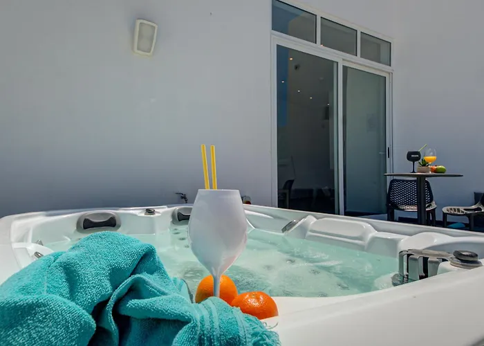 Aparthotel Marina & - Self Catering - By Tritoni